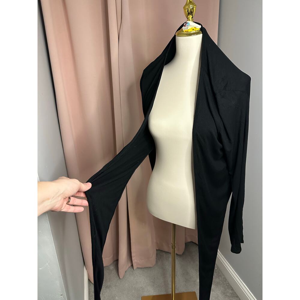 EUC Free People Beach Black V-Neck Women's Wrap Top Sz XL Viscose Blend SOFT! - Picture 2 of 7